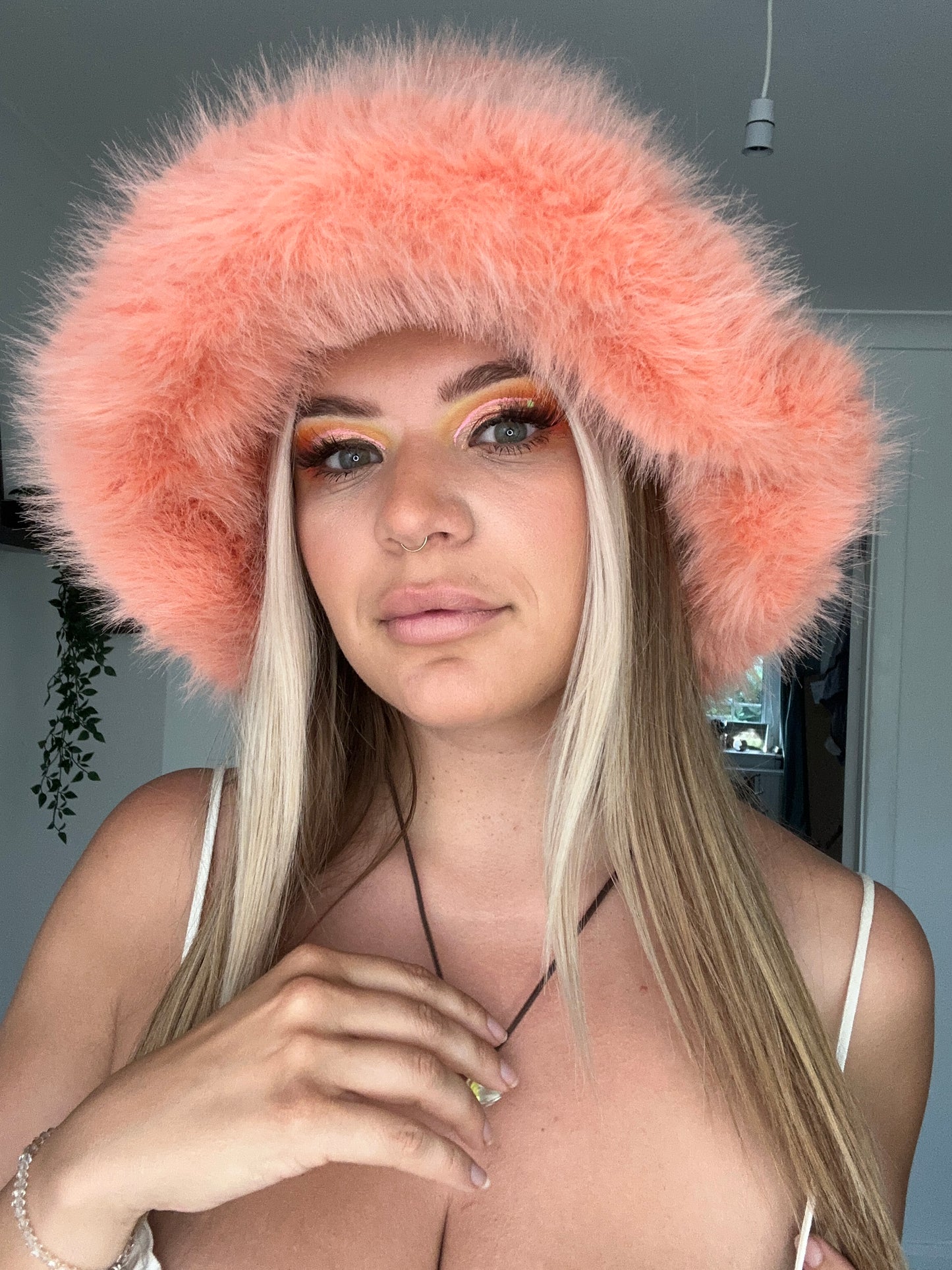 Extra fluffy hat - Peach 🍑