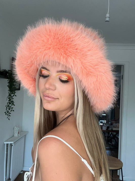 Extra fluffy hat - Peach 🍑